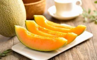 宿友吃哈密瓜视频,与宿友共享甜蜜时光