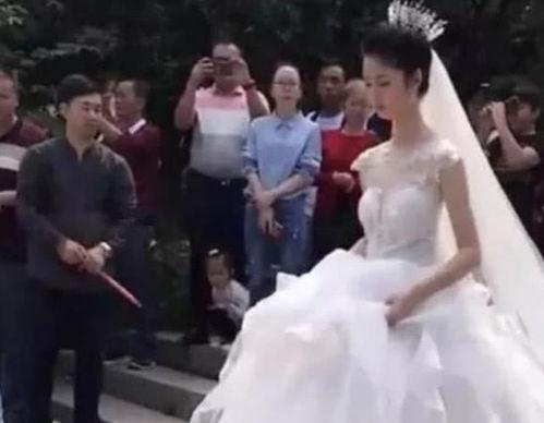 甘肃新娘吃瓜视频大全,揭秘当地婚俗趣味瞬间