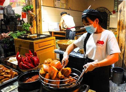 运城美团吃瓜事件视频曝光,视频曝光引发社会关注